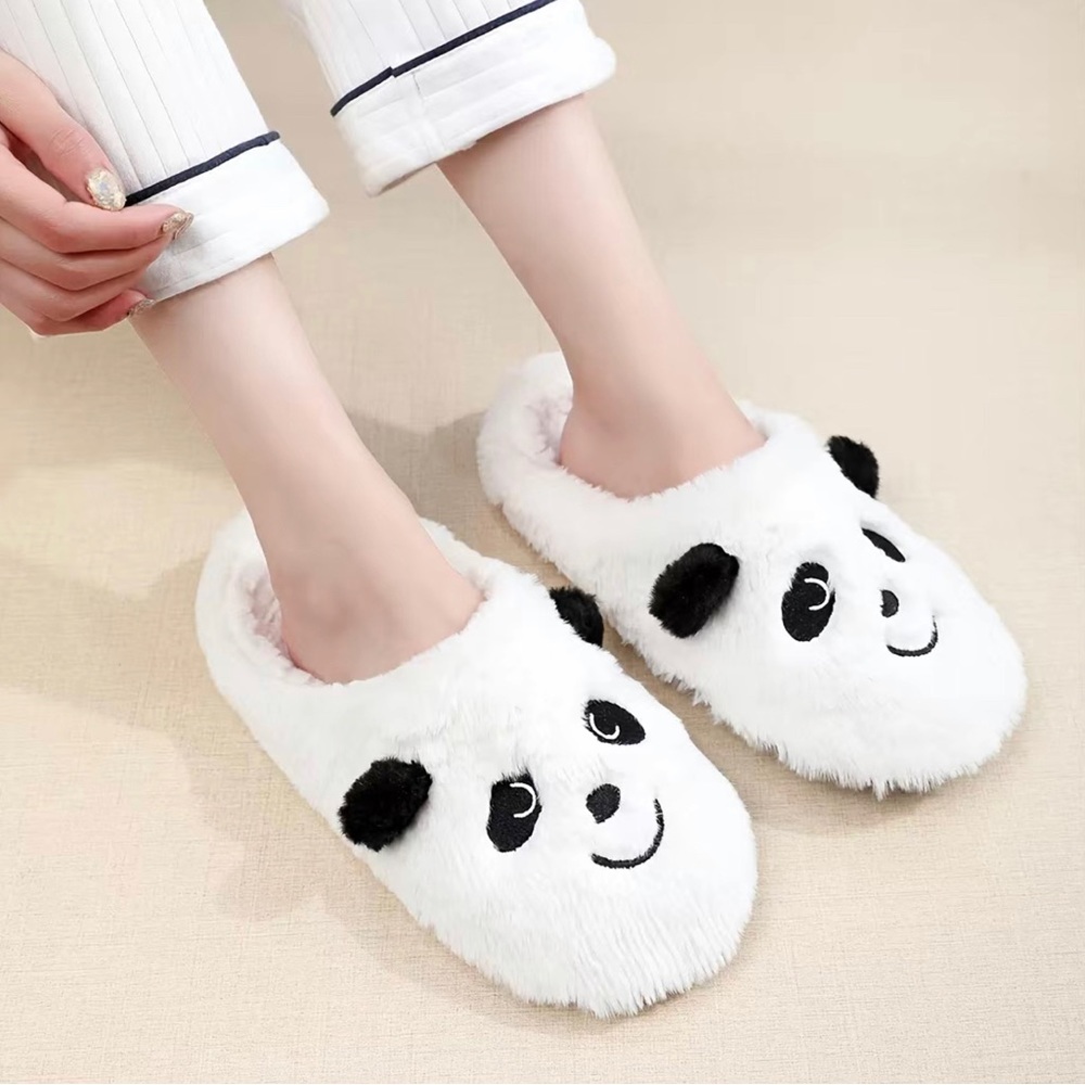 Women’s Slippers